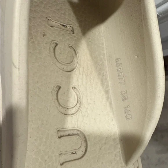 Gucci Women's Cream Perforated Mules - Picture 3 of 7